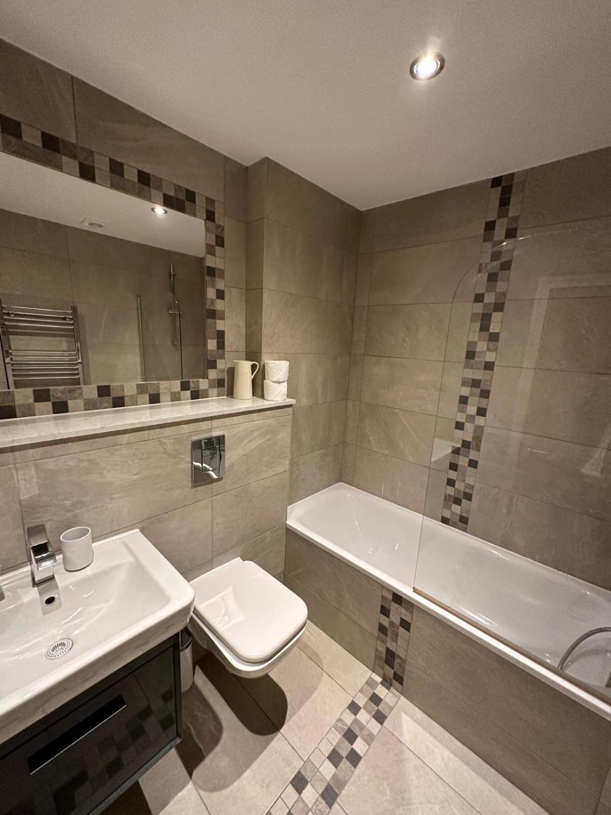 Barbican Pad By Condokeeper لندن المظهر الخارجي الصورة